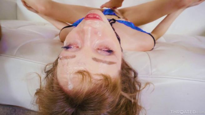 Русская красотка плачет от того насколько глубоко огромный член проникает в ее глотку