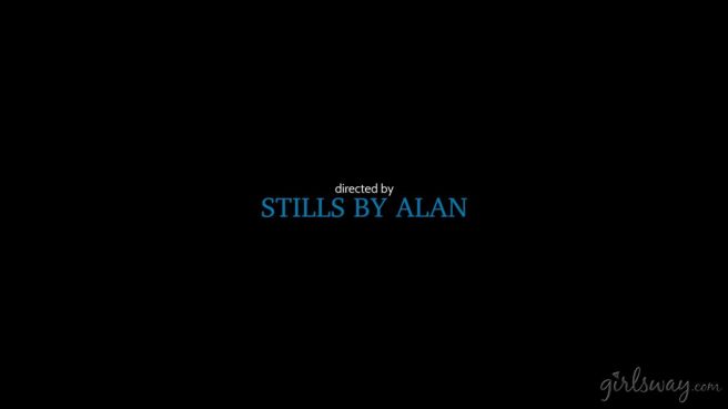 Зрелая телка с торчащими сосками довела лесбиянку до оргазма